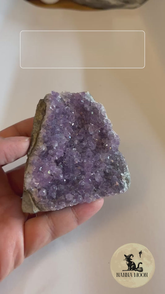 Rohamethyst – Natürlicher Heilstein für Schutz & Klarheit